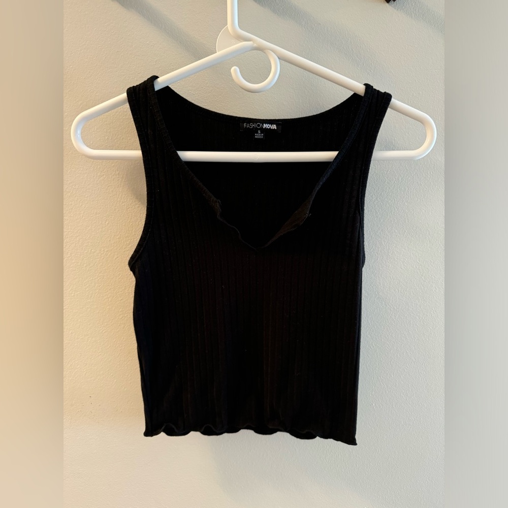 Fashion Nova Ribbed Crop Tank Top